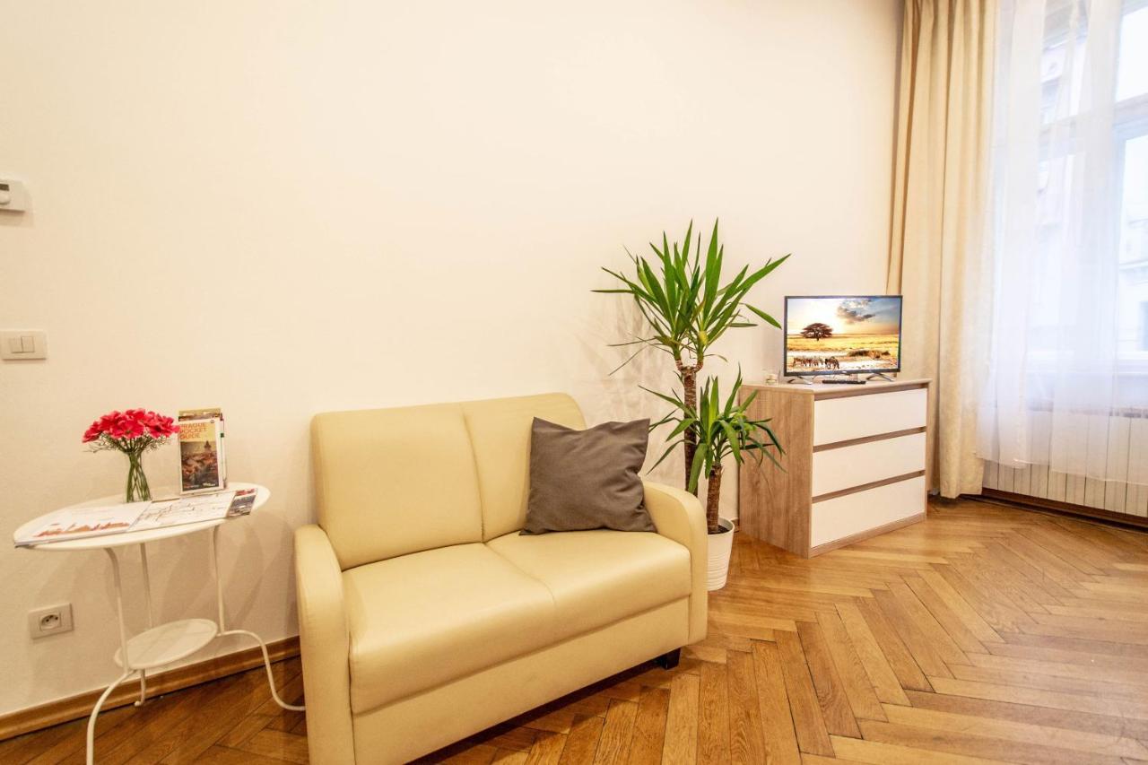 Vojtesska Apartment By Ruterra Prag Eksteriør billede